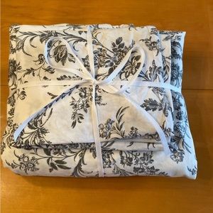 IKEA Albina Kvisit White Grey Cotton Duvet Cover and One Pillow Case